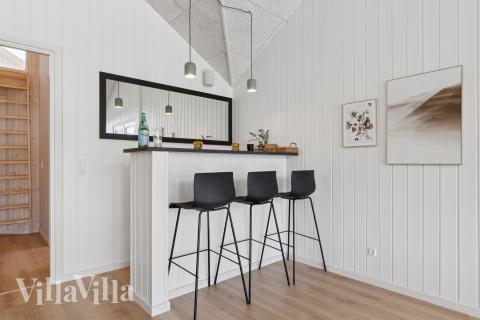 Sommarstuga 807 är utrustad med egen bar