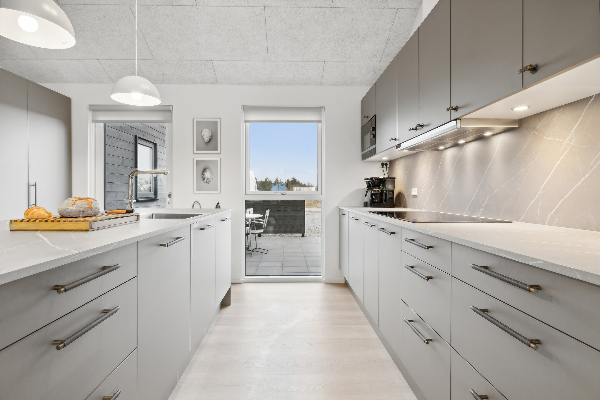Köket i lyxstuga nr 673 är generöst inrett.