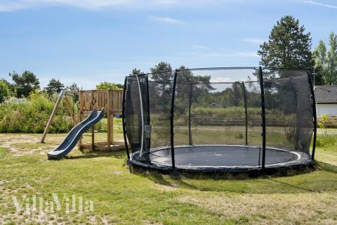 Förutom de många timmar som du kan tillbringa i stugans poolavdelning erbjuder lyxstuga 644 även många utomhusaktiviteter