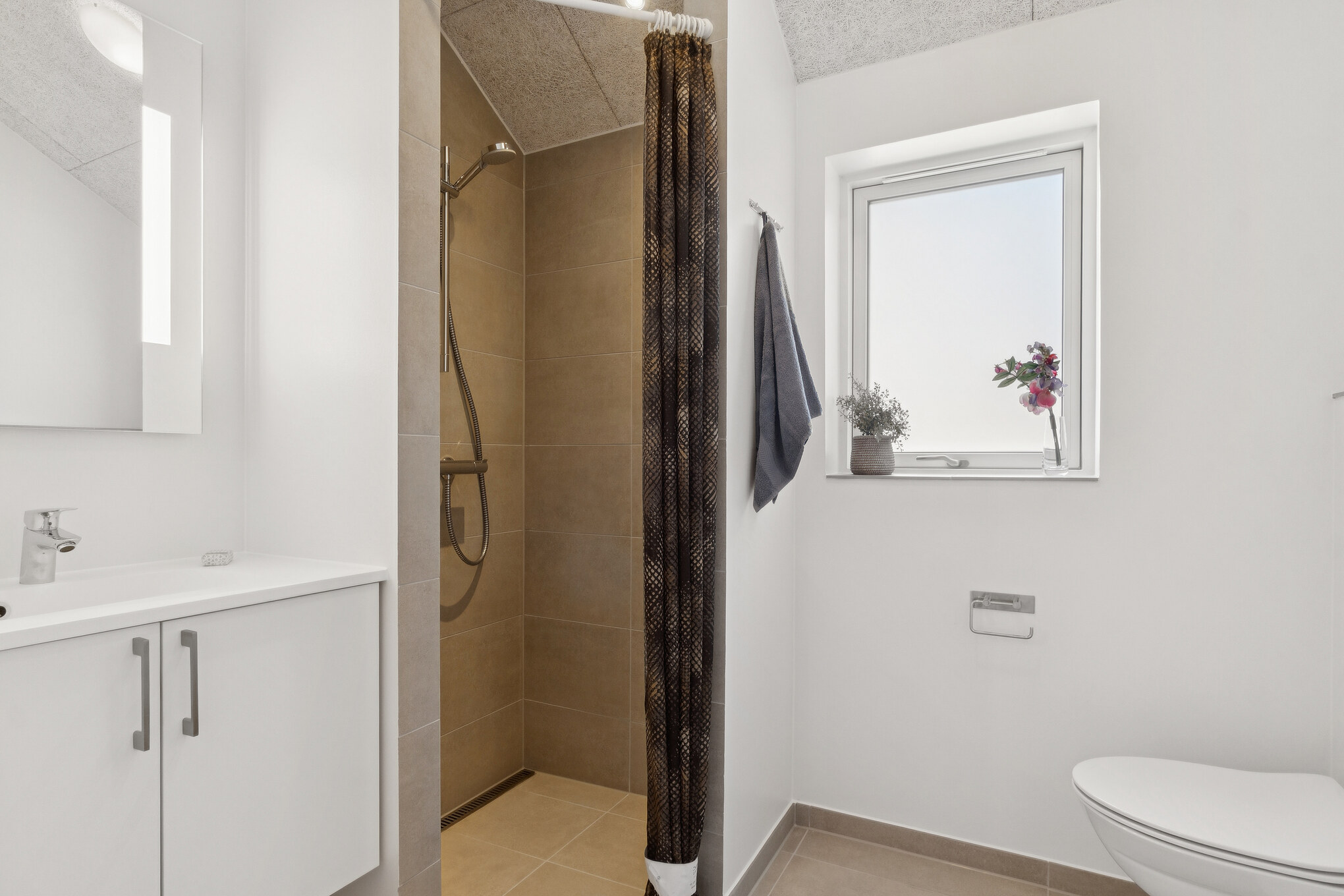 Ett av badrummen i lyxstuga nr 815