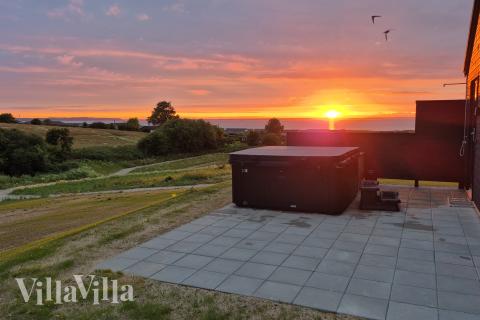 I Fyn och öar hittar ni denna underbara lyxstuga nr 668 för 16 personer