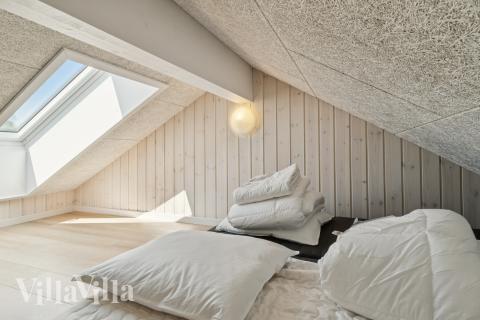 Några av de 24 sovplatserna finns på loftet i lyxstuga nr 817