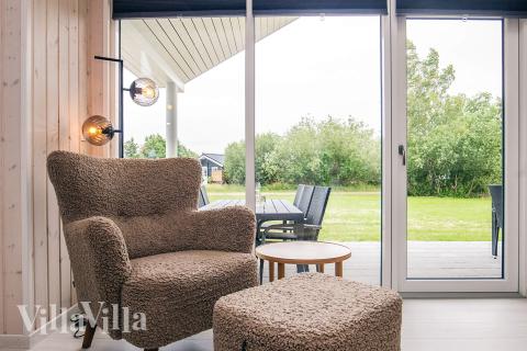 När ni besöker lyxhus nr 670 kan ni mysa tillsammans i sofforna.