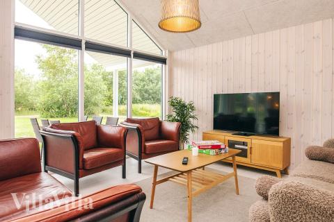 Vardagsrummet i lyxstuga nr 670.