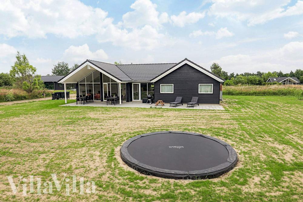 Stort utbud av utomhusaktiviteter vid lyxhus nr 670 i  Lolland/Falster/Møn.