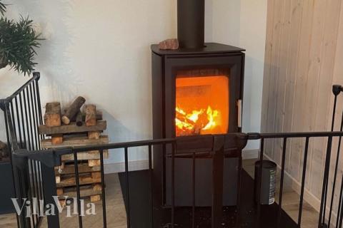 I Limfjorden hittar ni denna underbara lyxstuga nr 404 för 24 personer