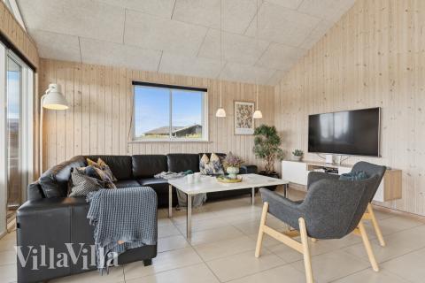 Soffhörnan i lyxstuga 292 i Vestjylland.