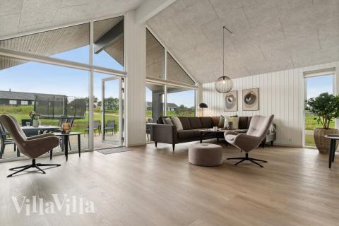 Vardagsrummet i lyxstuga nr 907.