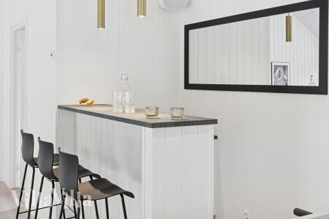 Sommarstuga 697 är utrustad med egen bar