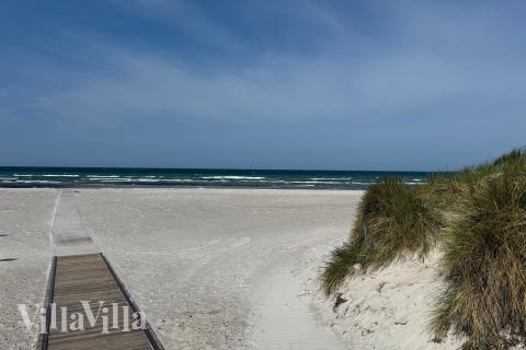 Den vackra stranden i närheten av lyxhus 911 vid Lolland/Falster/Møn.
