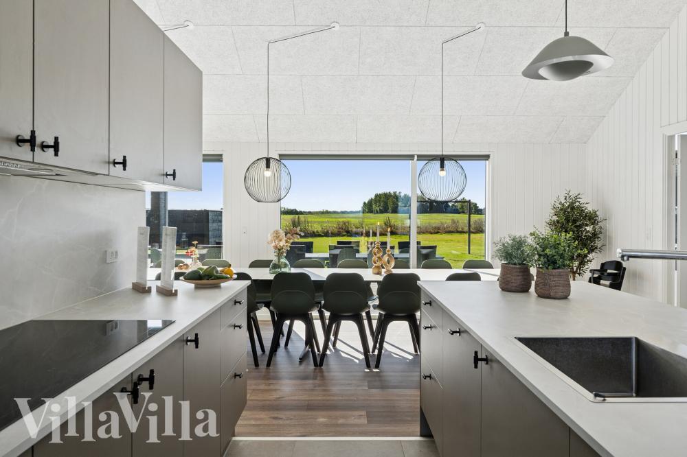 Välinrett kök i lyxstuga nr 673 i Fyn och öar.