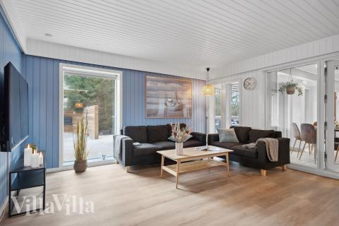 Soffhörnan i lyxstuga 926 i Østjylland.