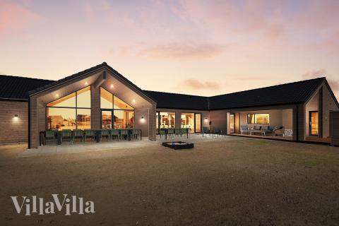 Den praktfulla poolstugan nr 901 med plats för 24 personer ligger i Fyn och öar