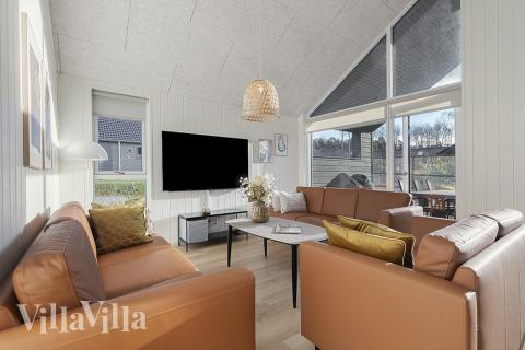 Soffhörnan i lyxstuga 802 i Østjylland.