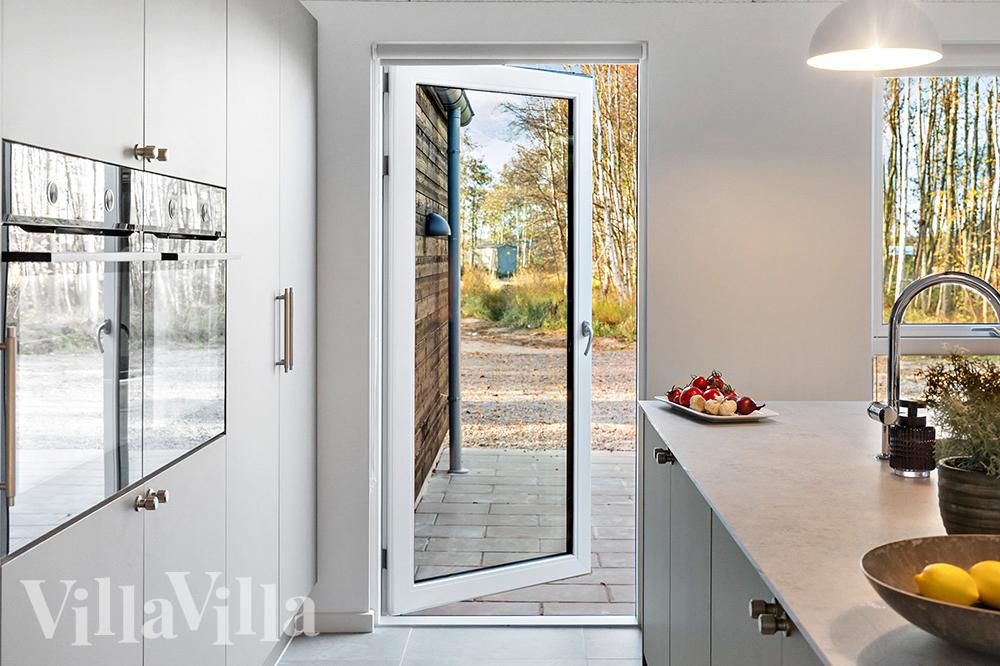 I lyxstugans kök finns allt ni behöver för att laga mat till 20 personer. 