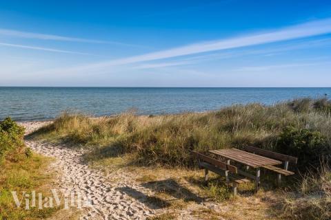 Stranden i närheten av lyxhus 938.