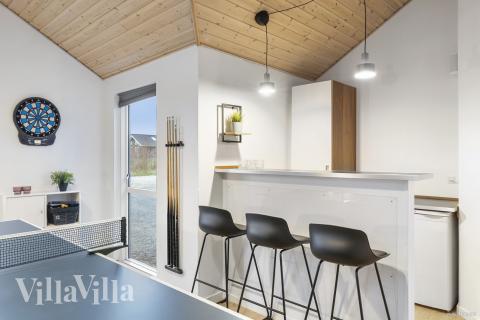 Sommarstuga 196 är utrustad med egen bar