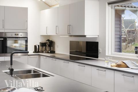 Köket i lyxstuga nr 314 är generöst inrett.