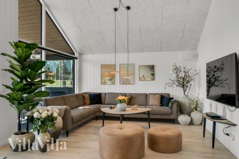 Soffhörnan i lyxstuga 929 i Vestjylland.