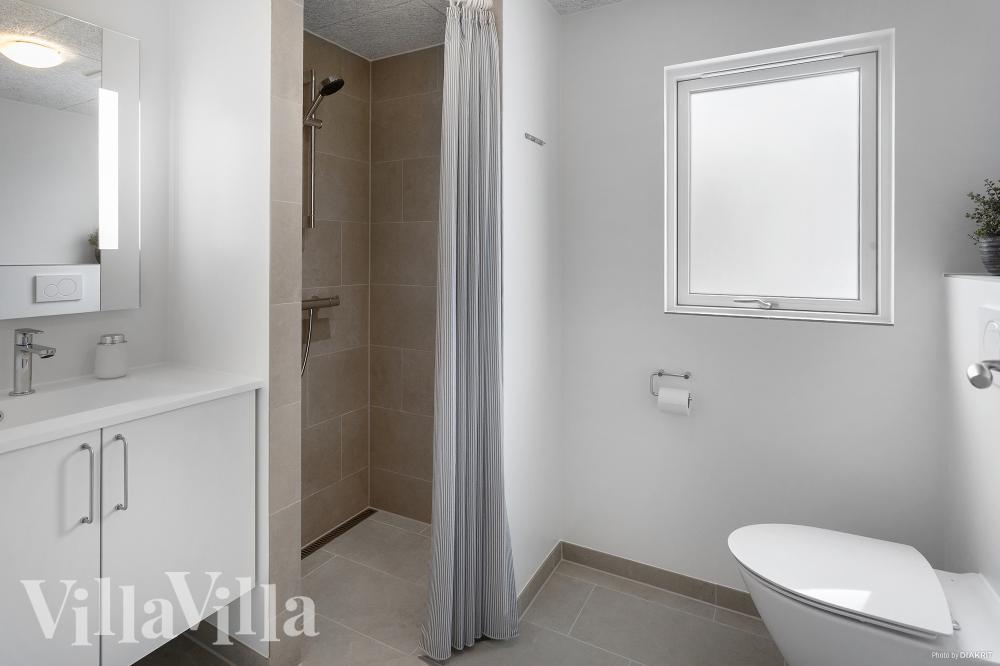 Ett av badrummen i lyxstuga nr 912