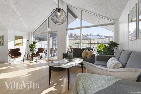 Soffhörnan i lyxstuga 816 i Østjylland.