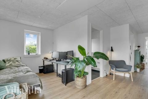 Ett av de 4 utmärkta sovrummen i lyxstuga nr 950 i Fyn och öar.