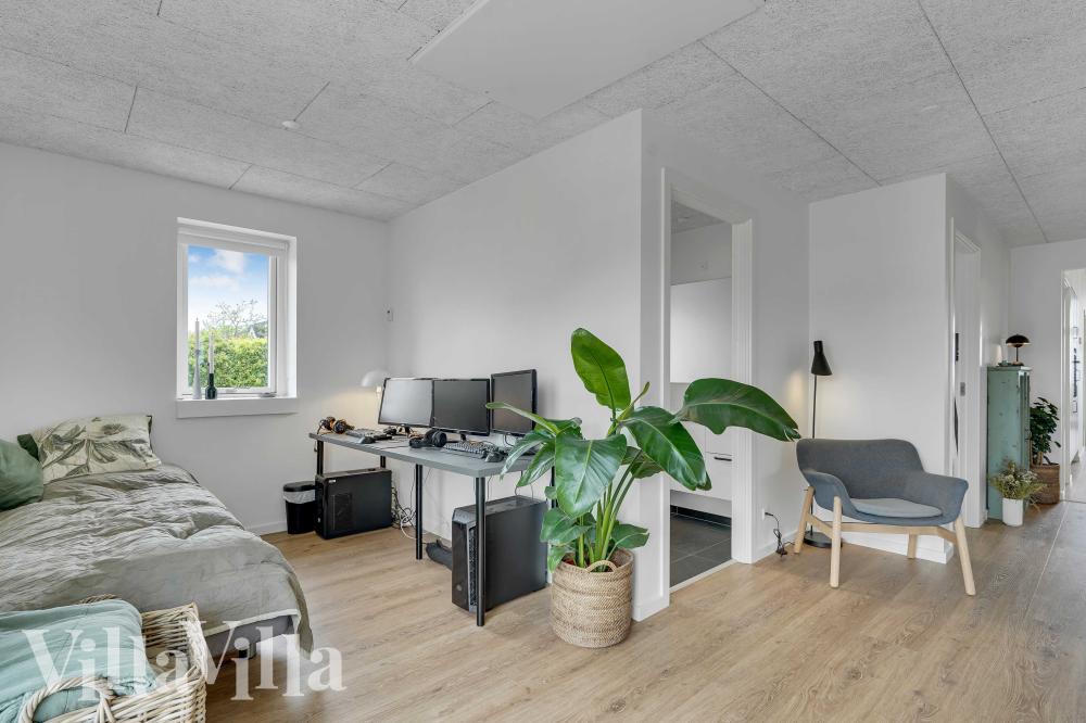 Ett av de 4 utmärkta sovrummen i lyxstuga nr 950 i Fyn och öar.