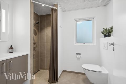 Ett av badrummen i lyxstuga nr 779