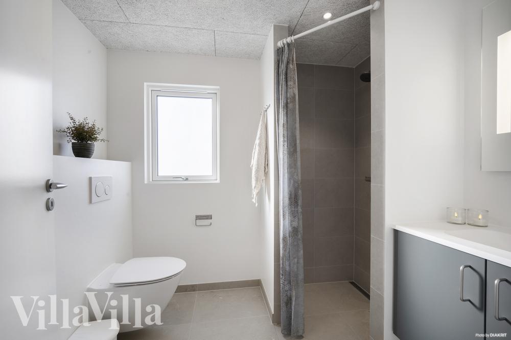 Ett av badrummen i lyxstuga nr 907