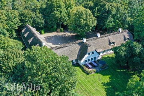 Besök lyxhus 951 i Fyn och öar.