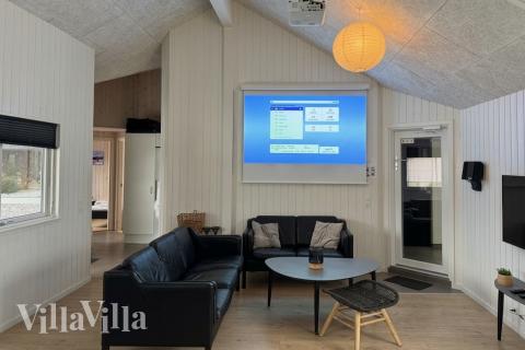 Soffhörnan i lyxstuga 457 i Vestjylland.