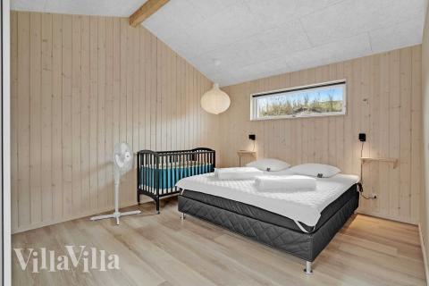 Sovrum i lyxstuga nr 945 i Nordjylland