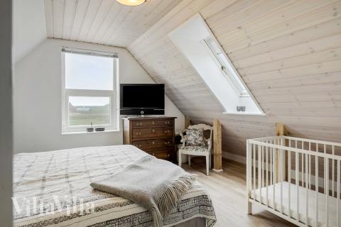 Sovrum i lyxstuga nr 953 i Vestjylland