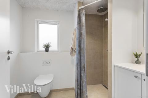 Det finns 18 sovplatser i lyxstuga nr 916