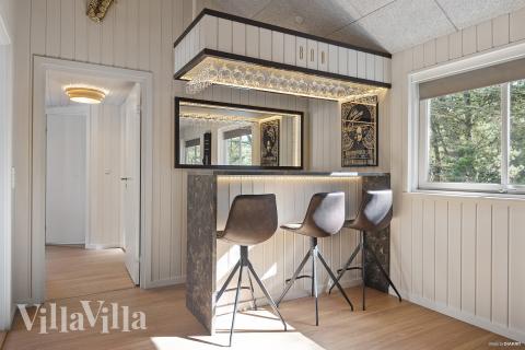 Sommarstuga 273 är utrustad med egen bar