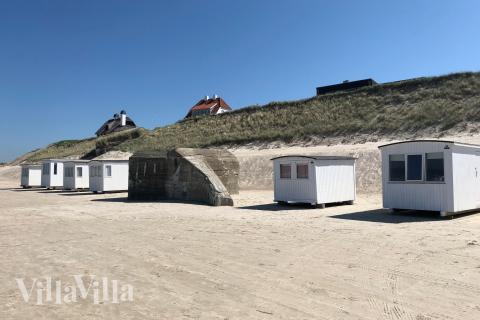 Stranden i närheten av lyxhus 959.