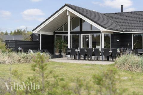 Den tjusiga sommarstugan nr 456 med gott om plats för upp till 20 personer