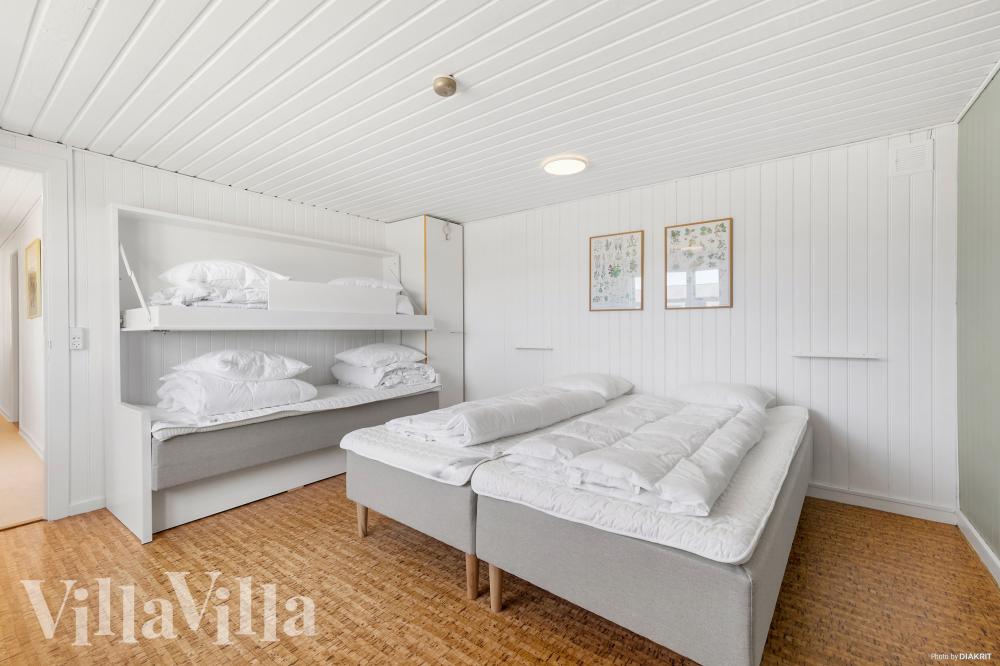 Det finns 30 sovplatser i lyxstuga nr 952