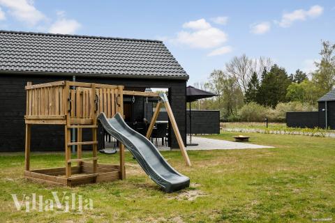 Förutom de många timmar som du kan tillbringa i stugans poolavdelning erbjuder lyxstuga 622 även många utomhusaktiviteter