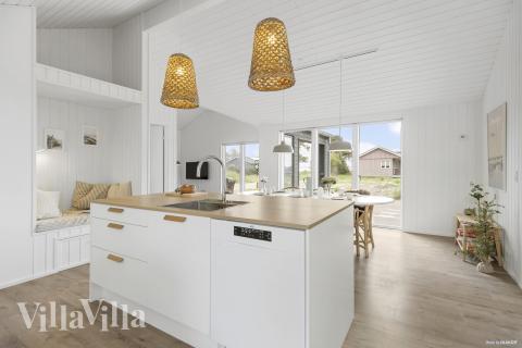 Köket i lyxstuga nr 935 är utrustat så att ni kan laga mat till 10 personer.
