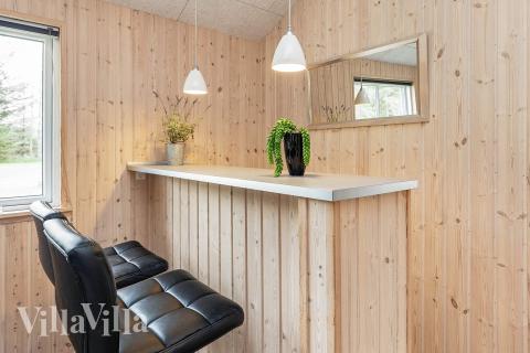 Sommarstuga 295 är utrustad med egen bar
