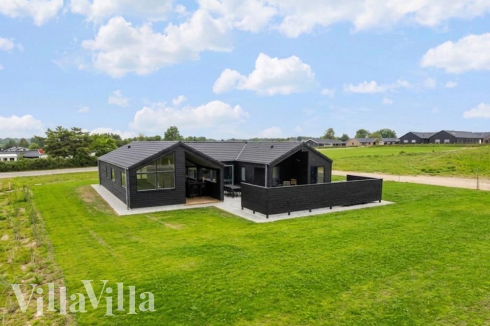 Den flotta lyxstugan nr 955 med gott om plats för upp till 12 personer