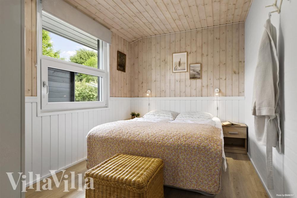 När ni besöker lyxhus nr 964 kan ni mysa tillsammans i sofforna.