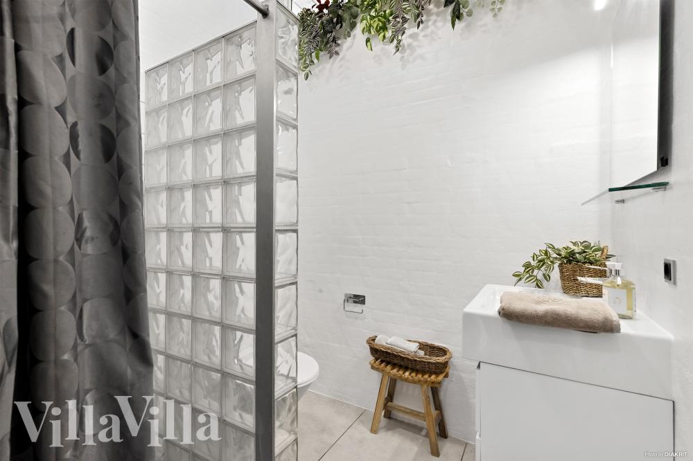 Ett av badrummen i lyxstuga nr 964