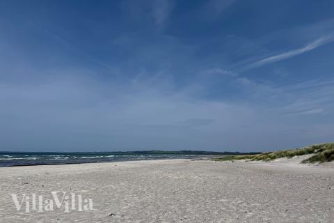 Den vackra stranden i närheten av lyxhus 961 vid Lolland/Falster/Møn.