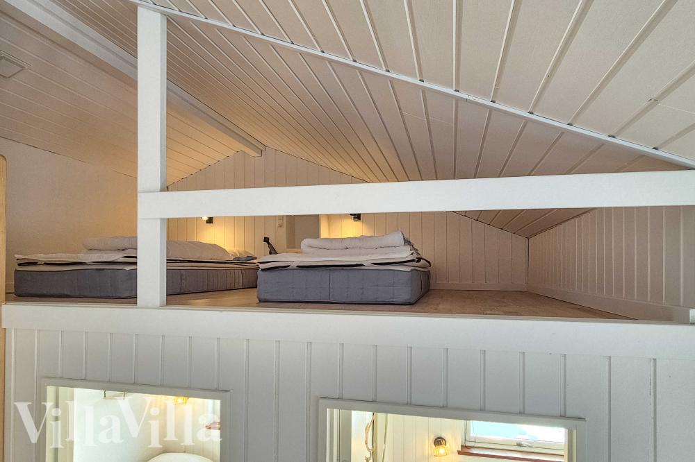 Loftet i lyxhus nr 980 där de större barnen brukar sova