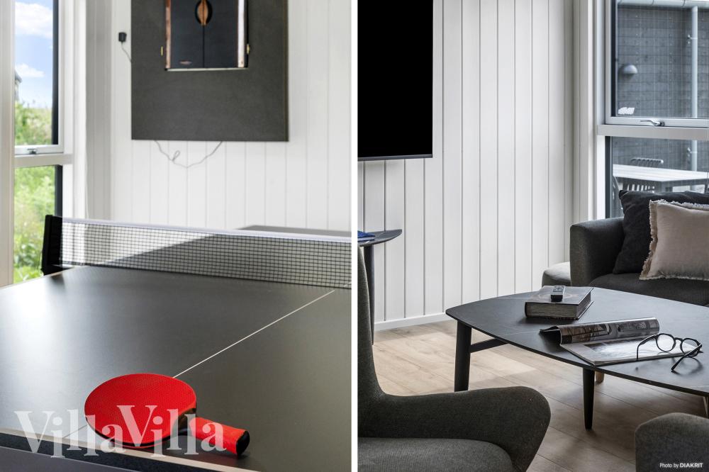 Aktivitetsrum i lyxstuga nr 923 med 12 sovrum och plats för 30 personer.