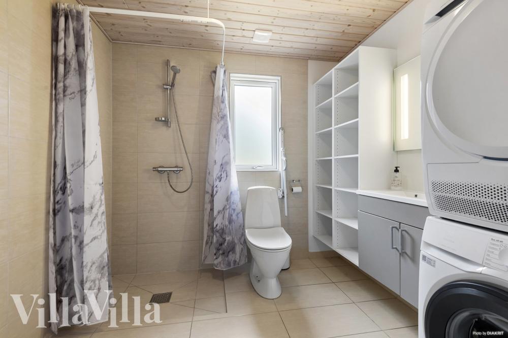 Ett av badrummen i lyxstuga nr 313