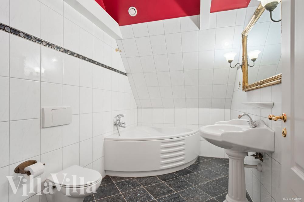 Ett av badrummen i lyxstuga nr 951