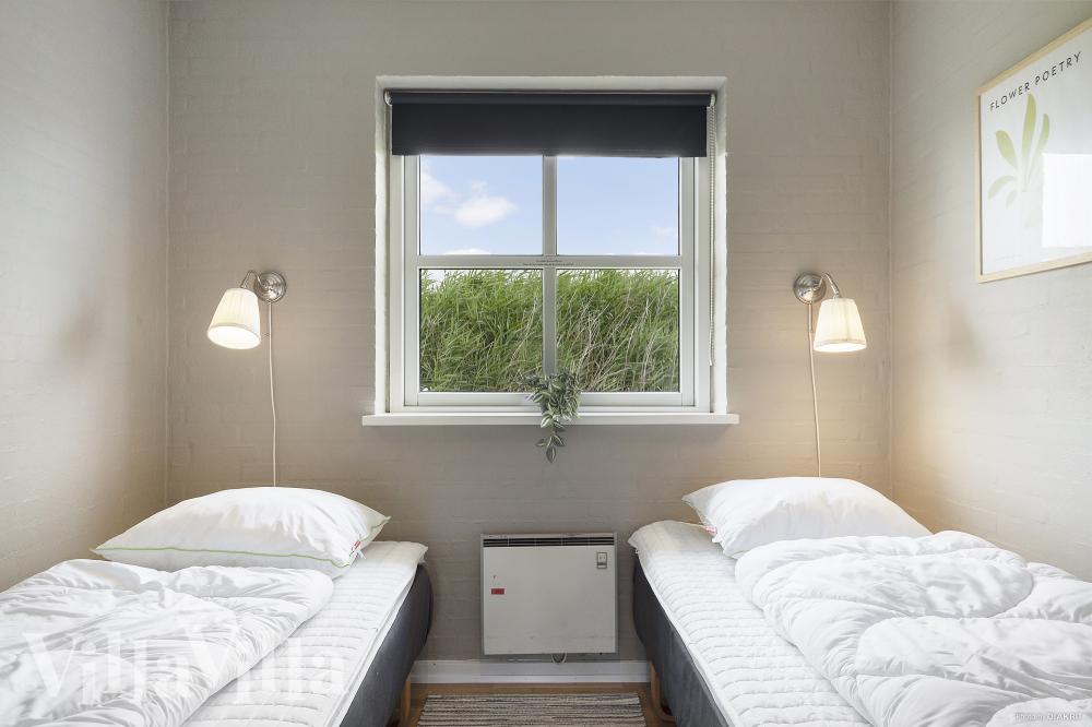 Sovrum i lyxstuga nr 974 i Vestjylland